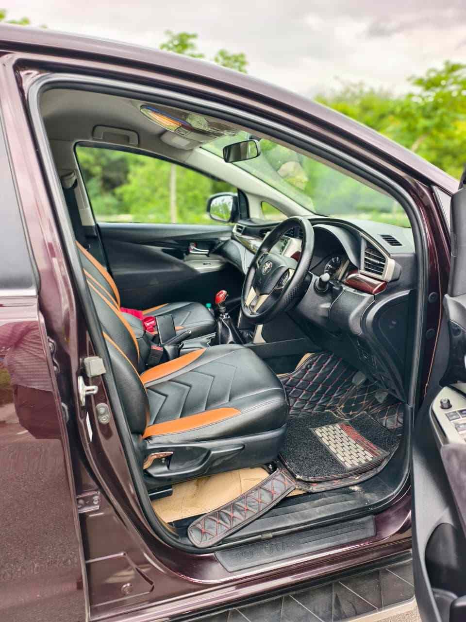Toyota Innova Crysta 2.4 VX 2017 - Image 4